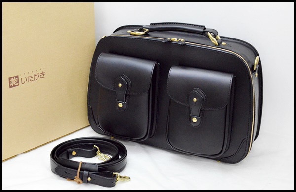 鞄いたがき　ショルダーバッグ　新品　⭐︎ ショルダーバッグ｜鞄いたがき（ITAGAKI）